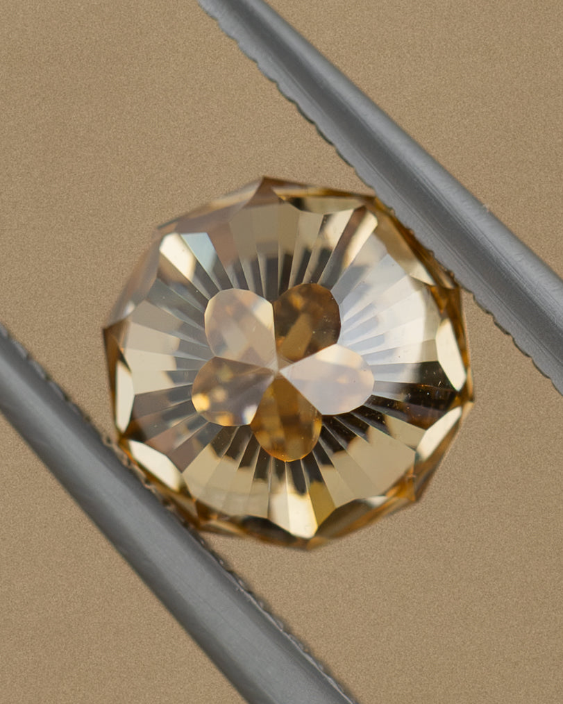 Sakura Moissanite - Champagne