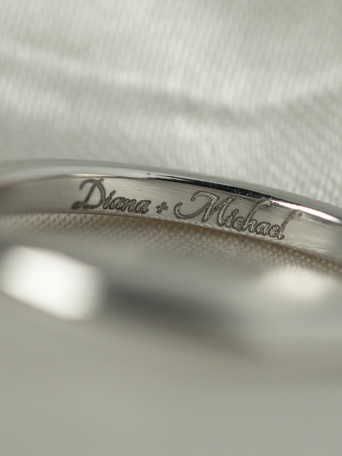 MINHÈ ring 2076-1 · Hidden Motif
