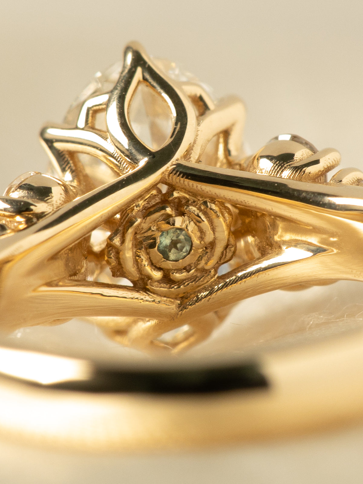 MINHÈ ring 2053-1 · Hidden Motif