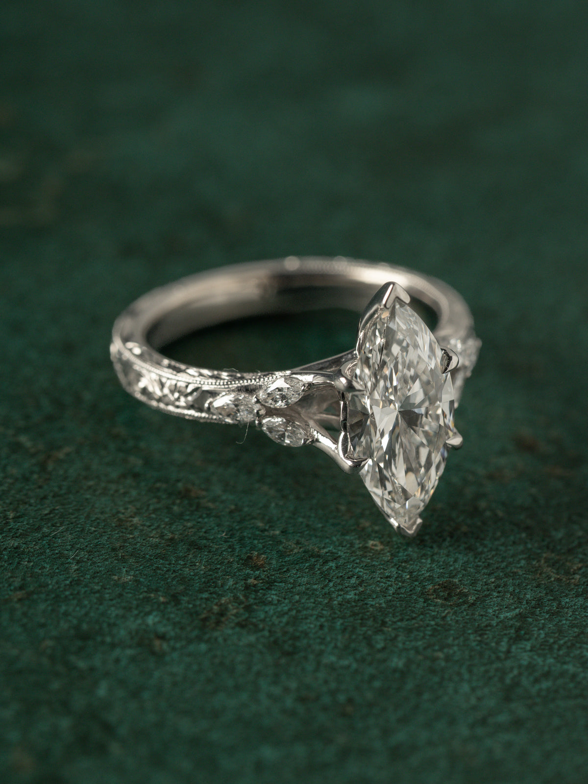 MINHÈ ring 1913-1 · Hand Engraving