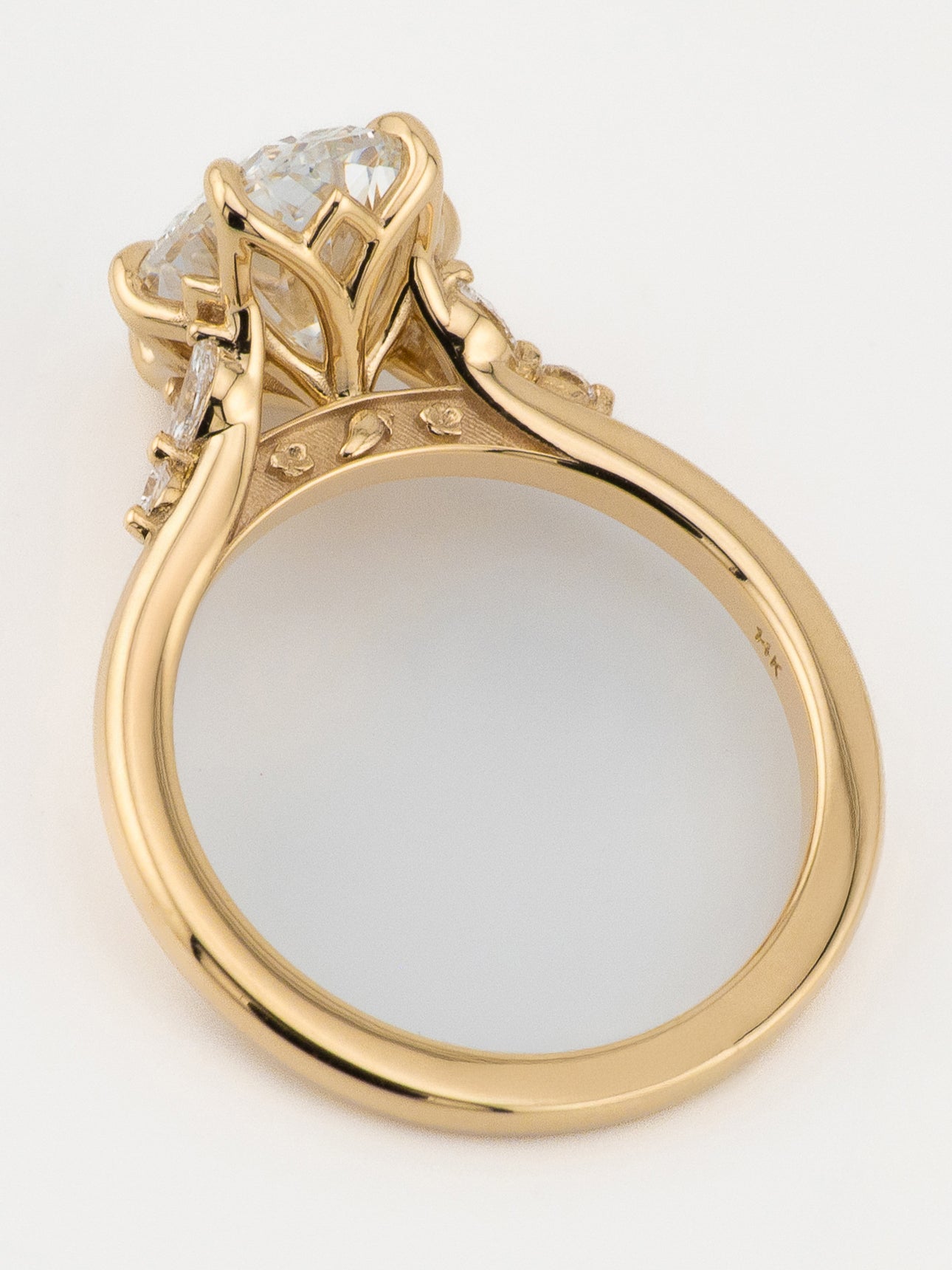 Engagement ring bridge with gold filigree detail