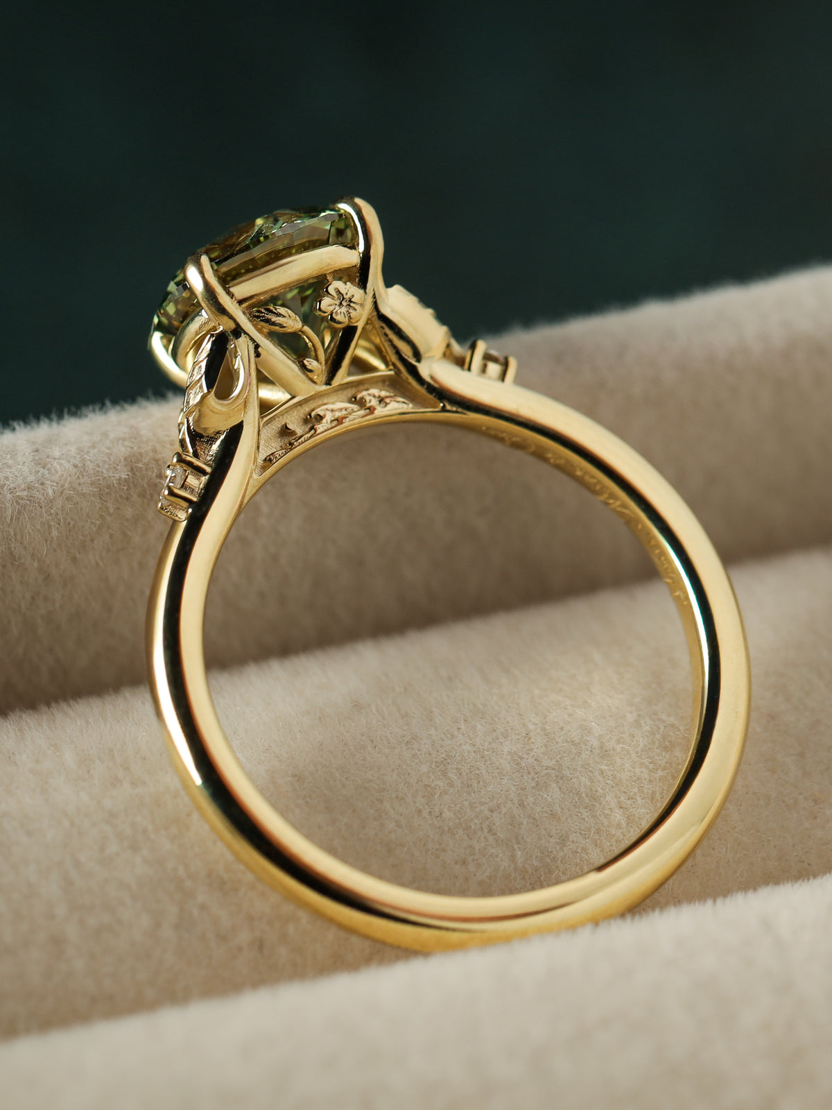 MINHÈ ring 1759-1 · Hidden Motif