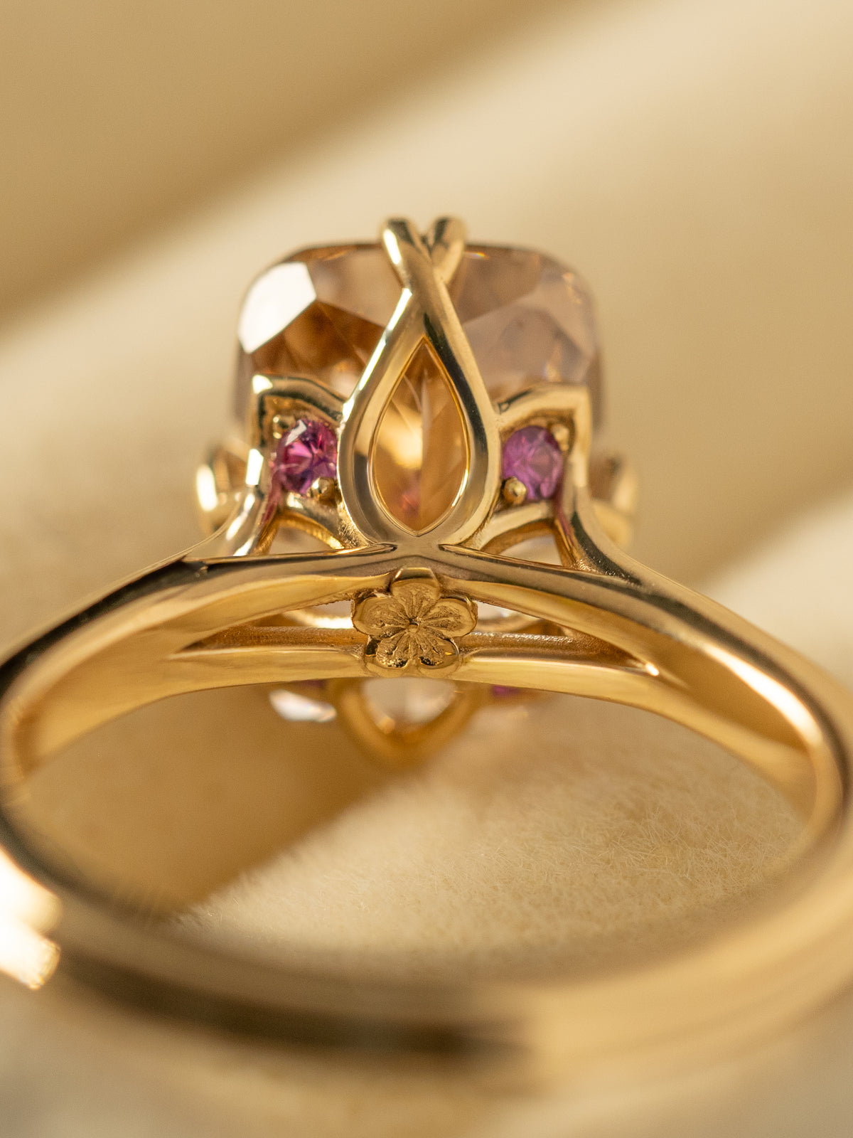 MINHÈ ring 2073-1 · Hidden Motif