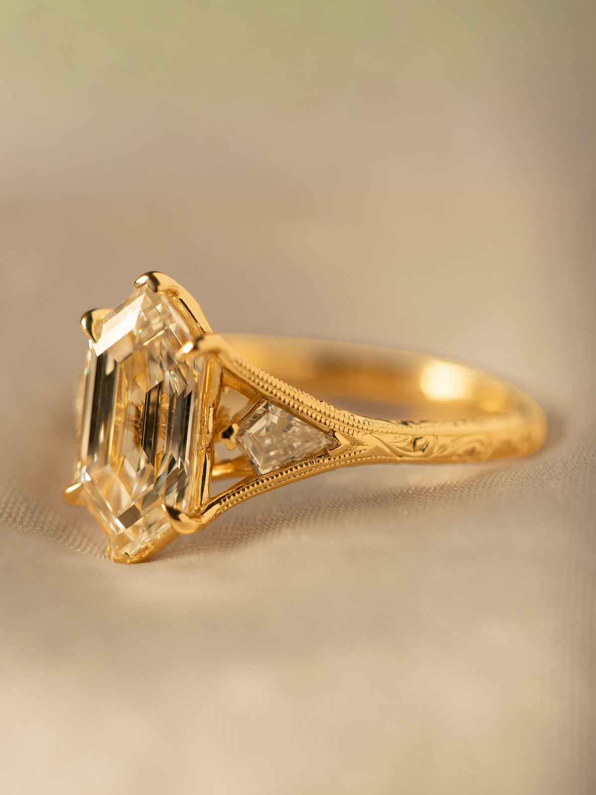 minhè ring 1860-1 · Hand Engraving