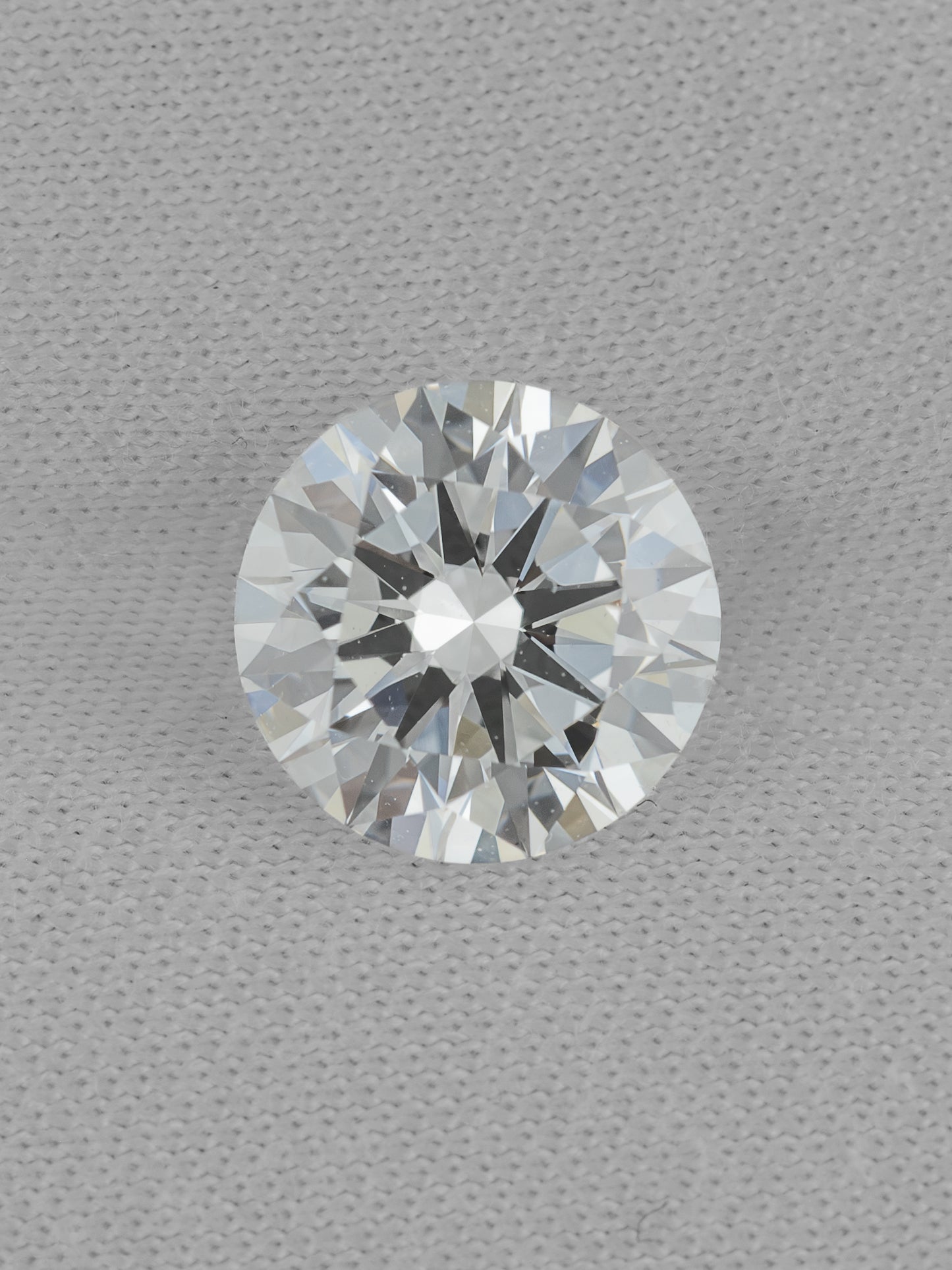 1.50ct Round D VVS2 Lab-Grown Diamond