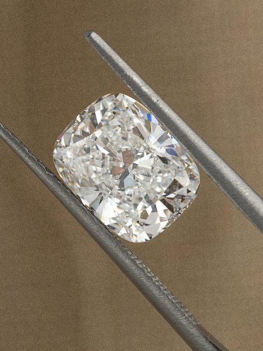 2.66ct Cushion D VVS1 Lab-Grown Diamond