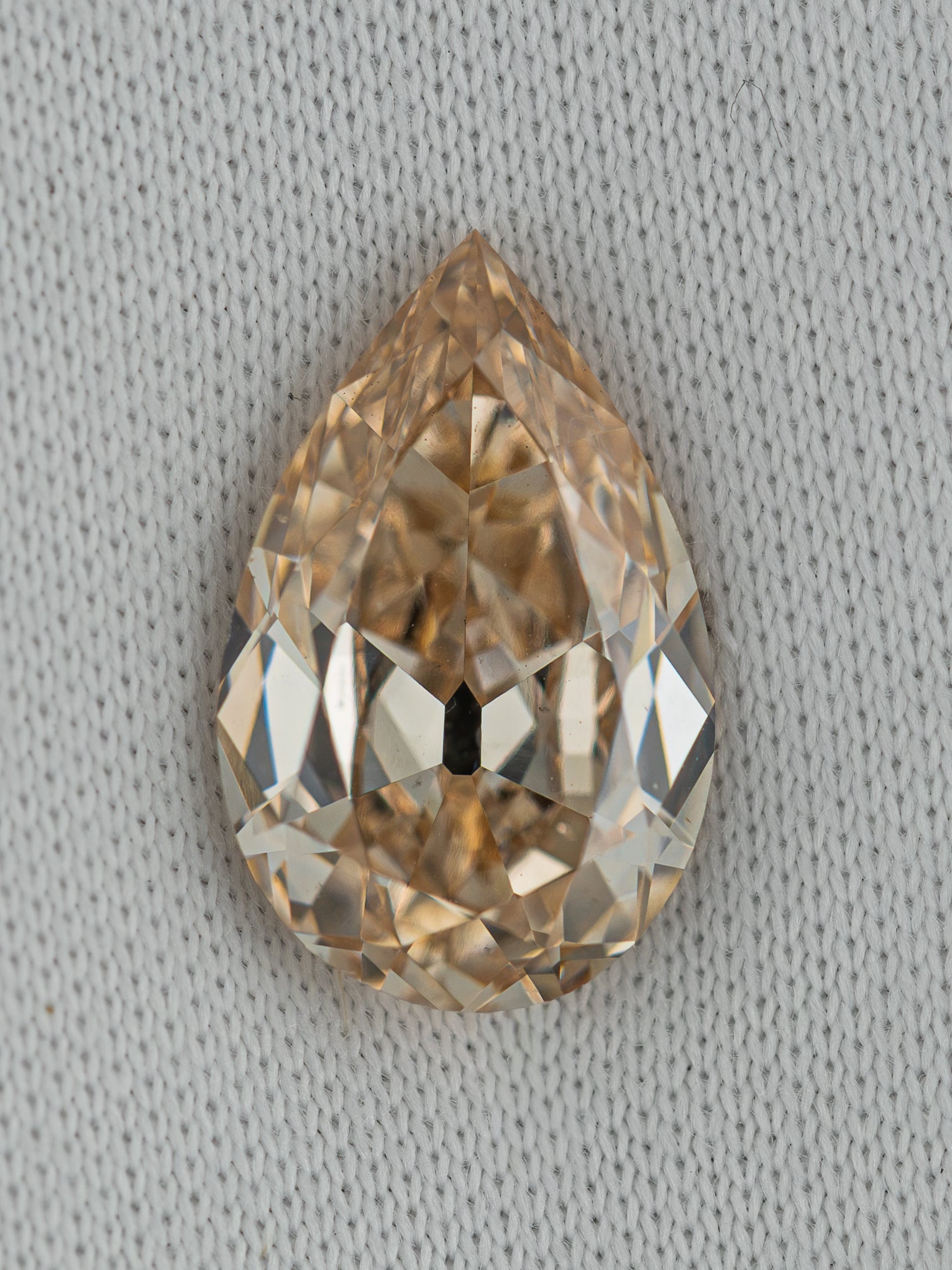 1.96ct Champagne Pear Lab-Grown Diamond