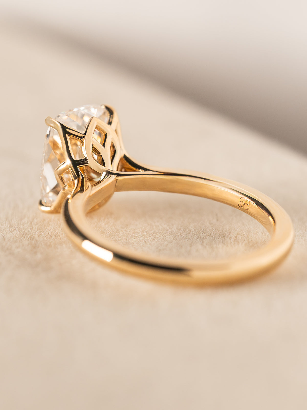 MINHÈ ring 1548-1