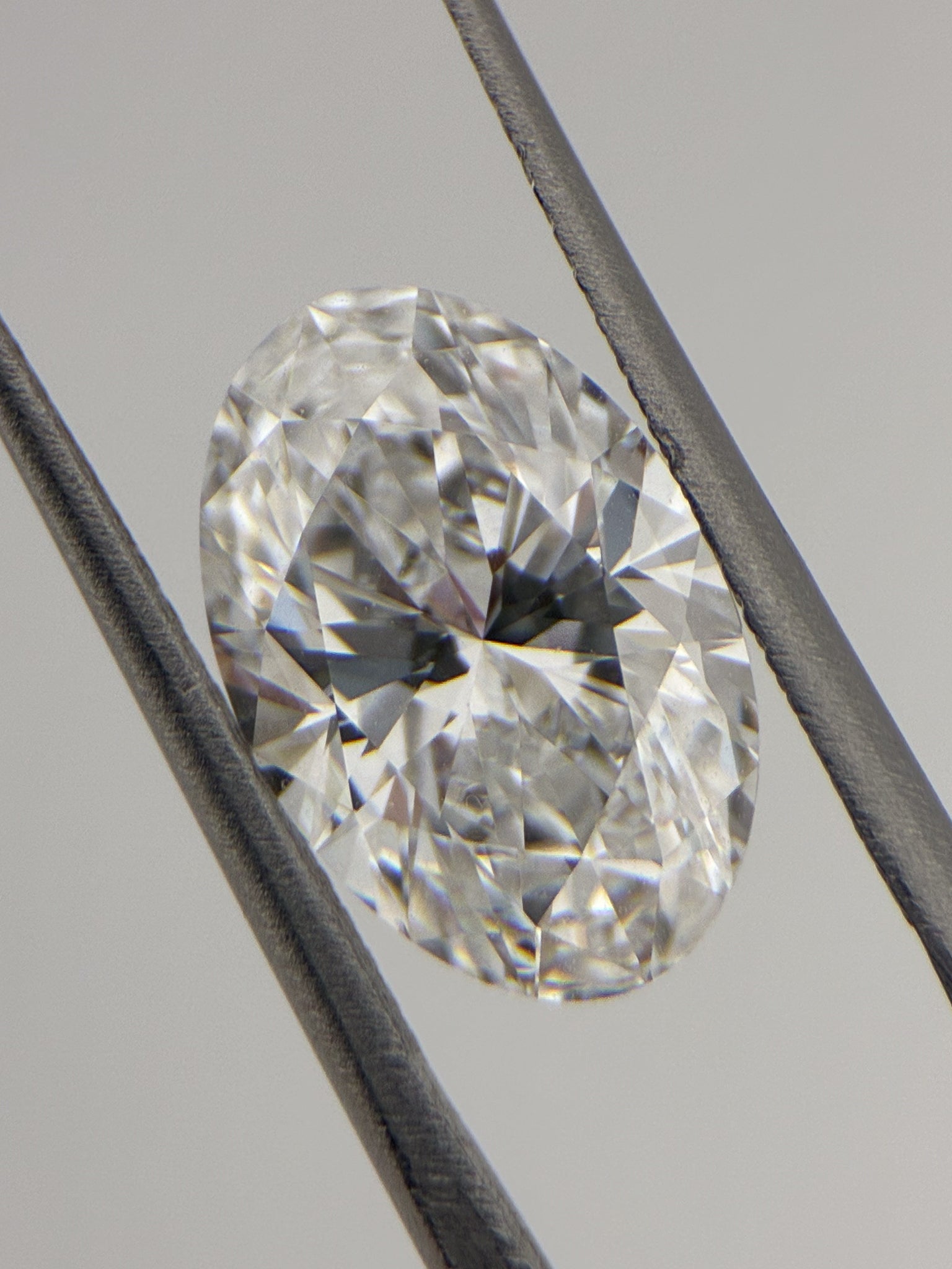 4.02ct Oval Lab Diamond DVVS2