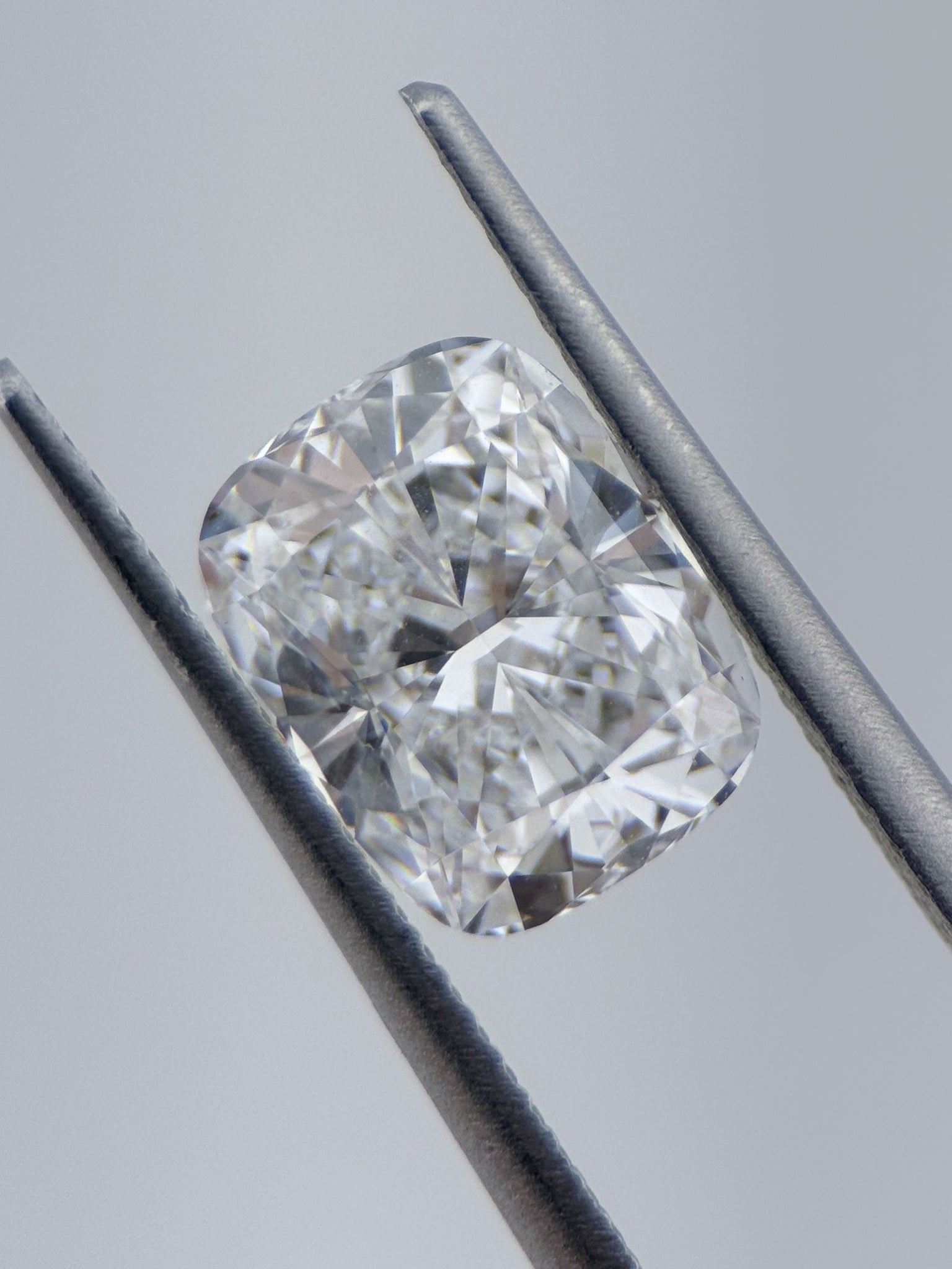 2.66ct Cushion Lab Diamond DVVS1