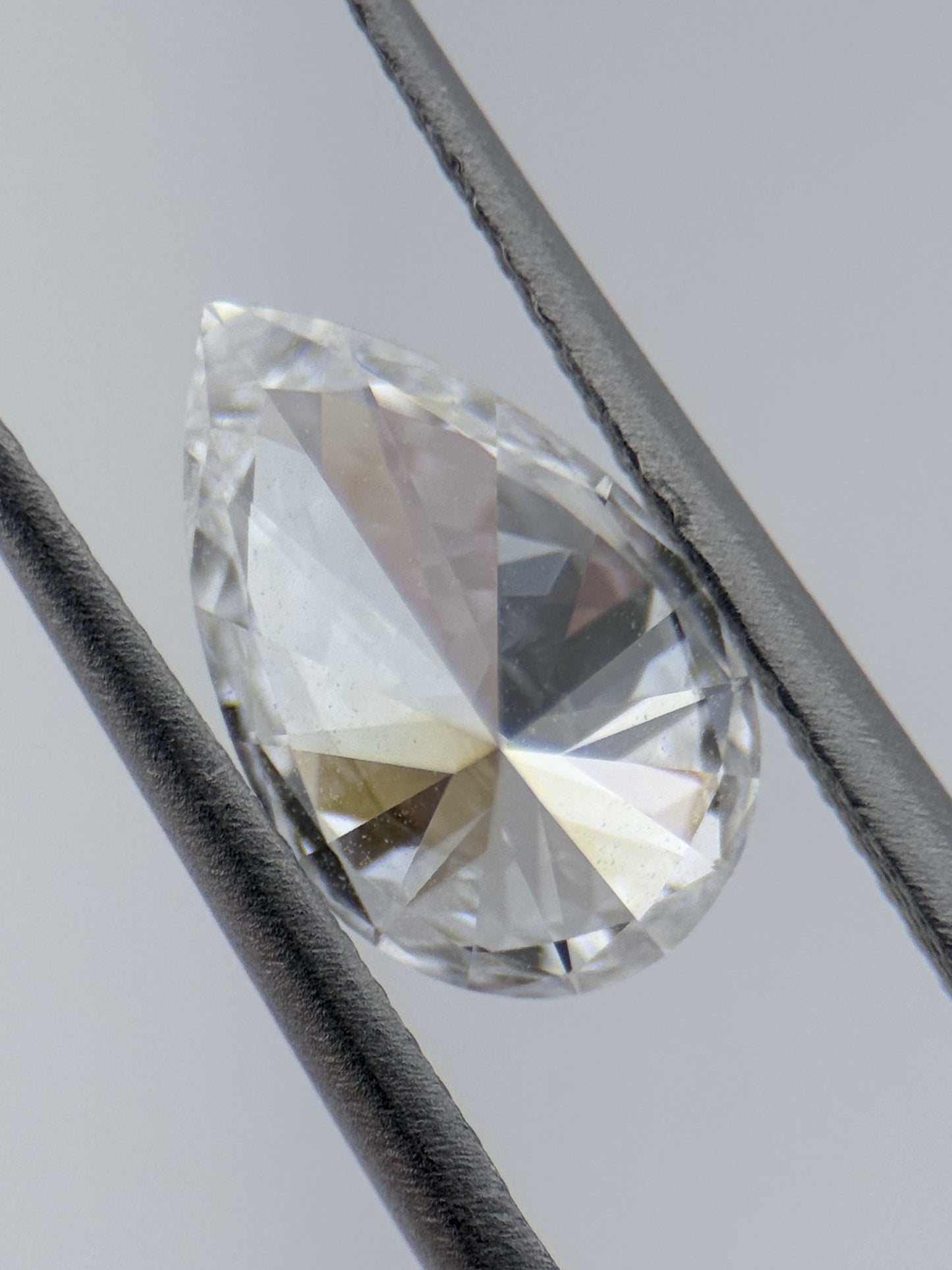 2.02 Pear Lab Diamond DVVS1