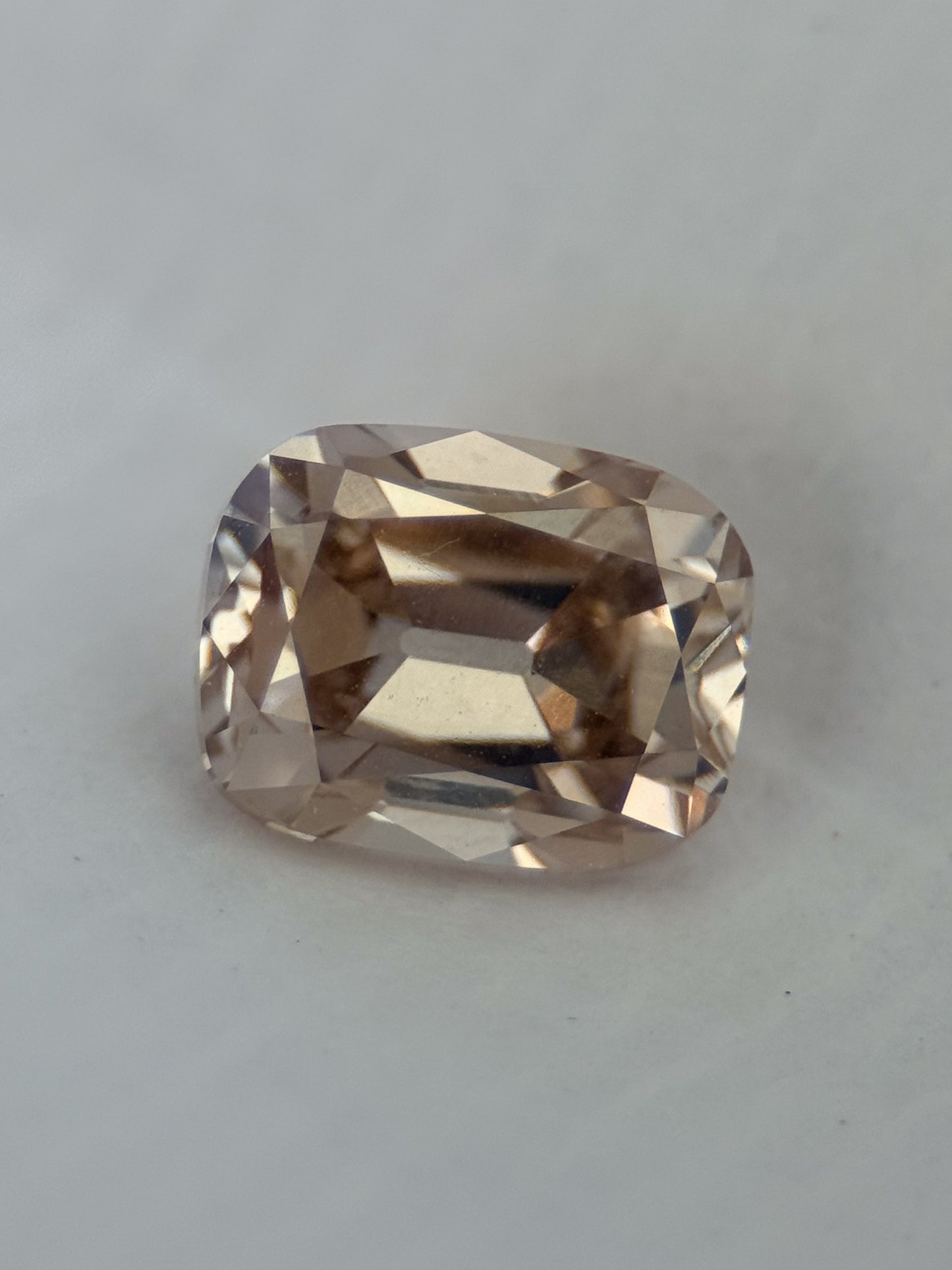 2.35cts Cushion Old Mine Cut Lab Diamond Fancy Light Brown (Champagne Color) VS1
