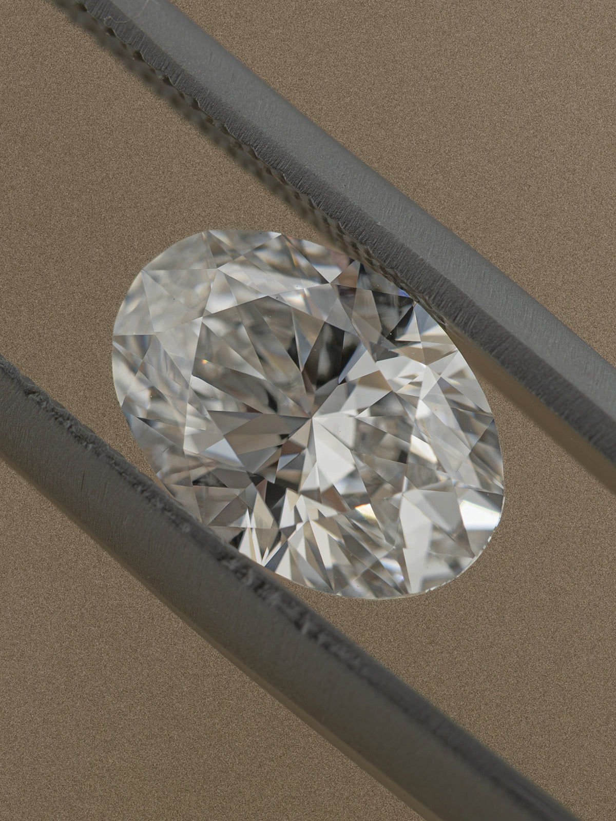 1.90ct Oval D VVS2 Lab-Grown Diamond