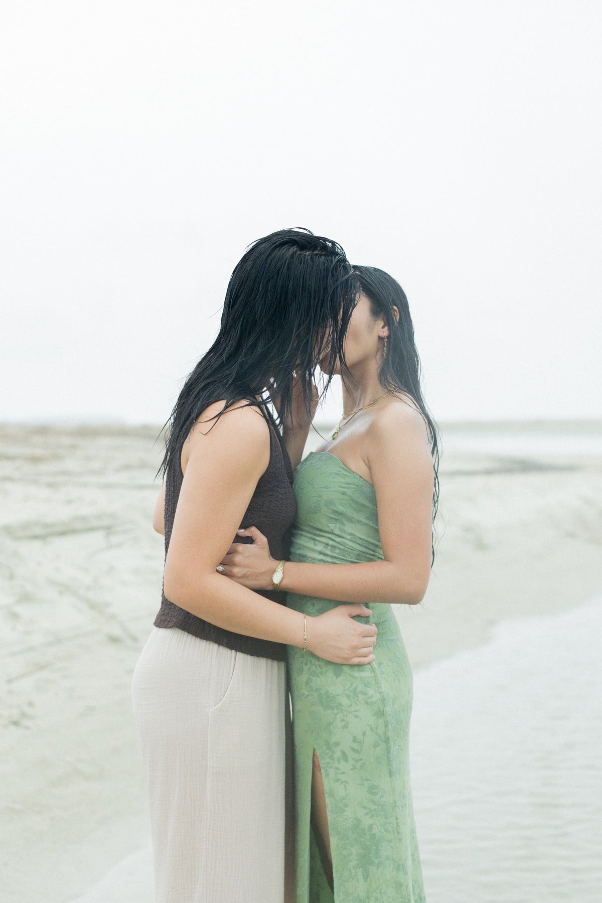 Chloe & Mia